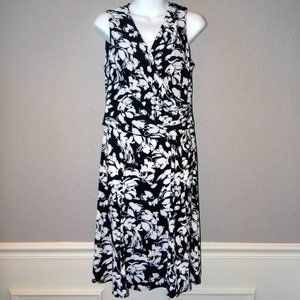JONES NEW YORK Black & White Floral Print Sleeveless Dress V Neck Size 12